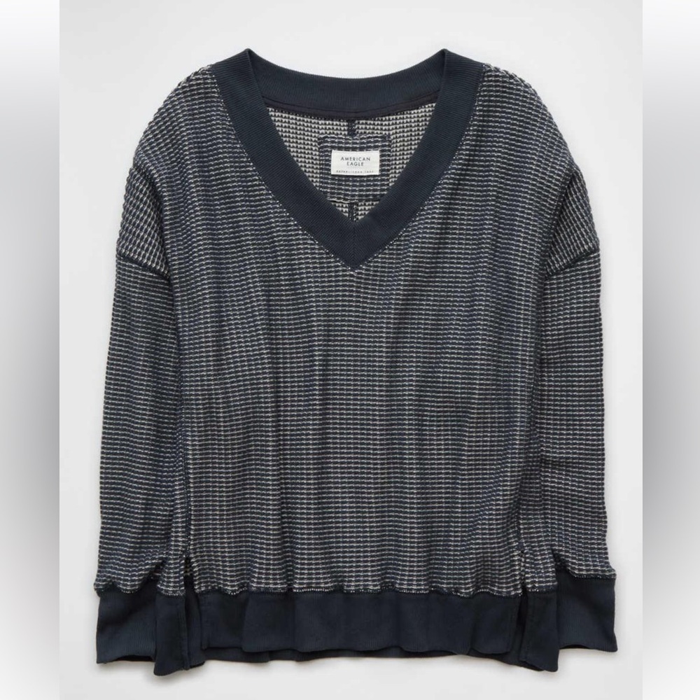 NWT American Eagle Big Hug V-Neck Navy Waffle Sweatshirt